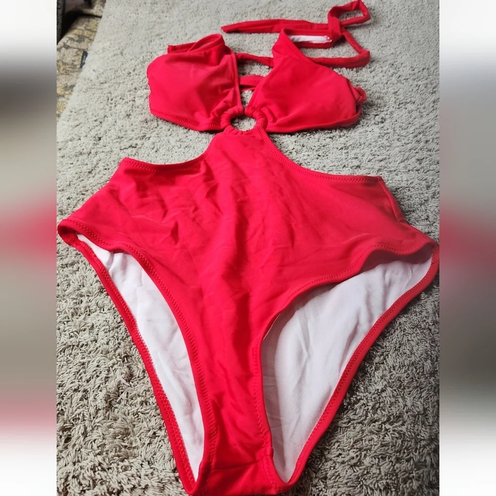 Women's Red One-Piece  Swimsuit With Cutouts - Ekouaer - S